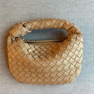Tan woven purse